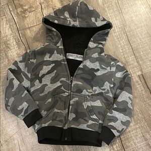 5/$15 Coney Island Kids Camo Hoodie - Black and Gray 3T